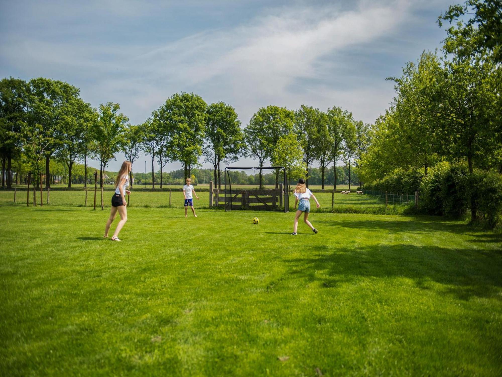 Meidoornhoeve Lage Mierde Exterior photo